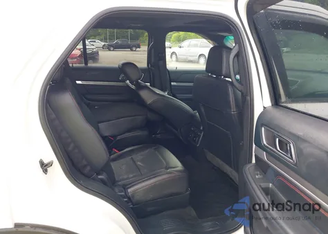 2016 Ford Explorer Sport z USA, uszkodzony, nr VIN 1FM5K8GT2GGA83796